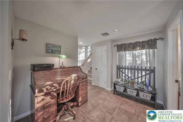 $310,000 | 319 West Windsor Road, Saylorsburg, PA 18353