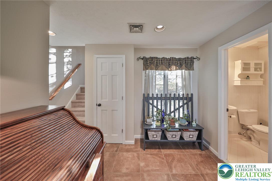 319 West Windsor Road Saylorsburg, PA 18353 - Photo 24 of 55