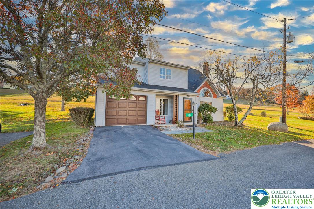 319 West Windsor Road Saylorsburg, PA 18353 - Photo 3 of 55