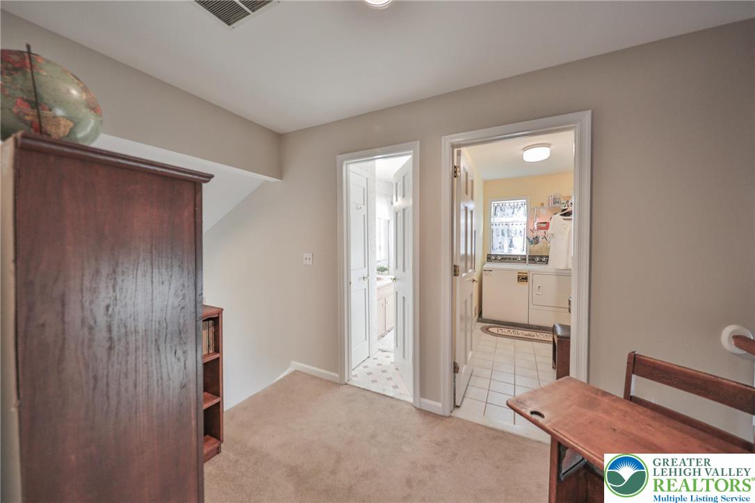 319 West Windsor Road Saylorsburg, PA 18353 - Photo 38 of 55