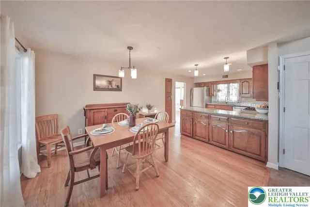 $310,000 | 319 West Windsor Road, Saylorsburg, PA 18353