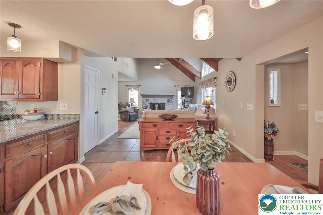 319 West Windsor Road Saylorsburg, PA 18353 - Photo 7 of 55