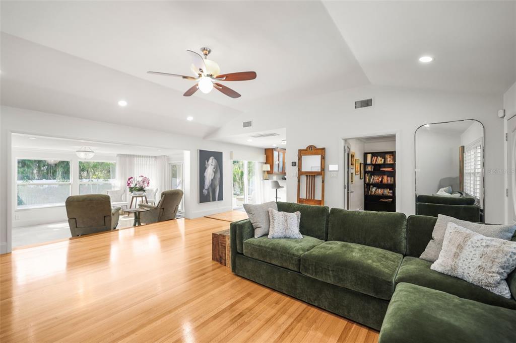 1701 Indian Rocks Road Belleair, FL 33756 - Photo 22 of 78 Gallery Image 22
