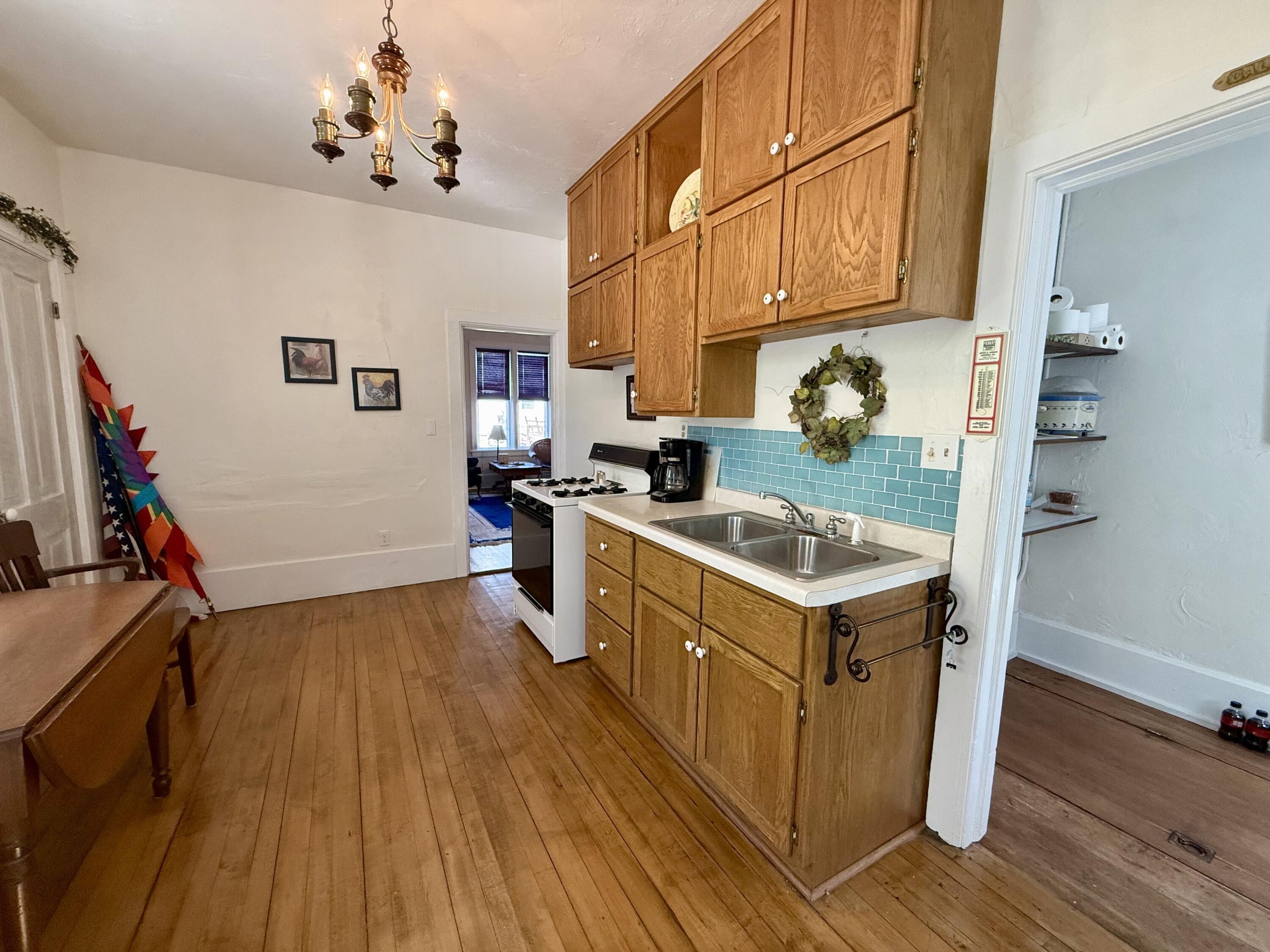 521 Center Street Kewaunee, WI 54216 - Photo 14 of 28 IMG_9463