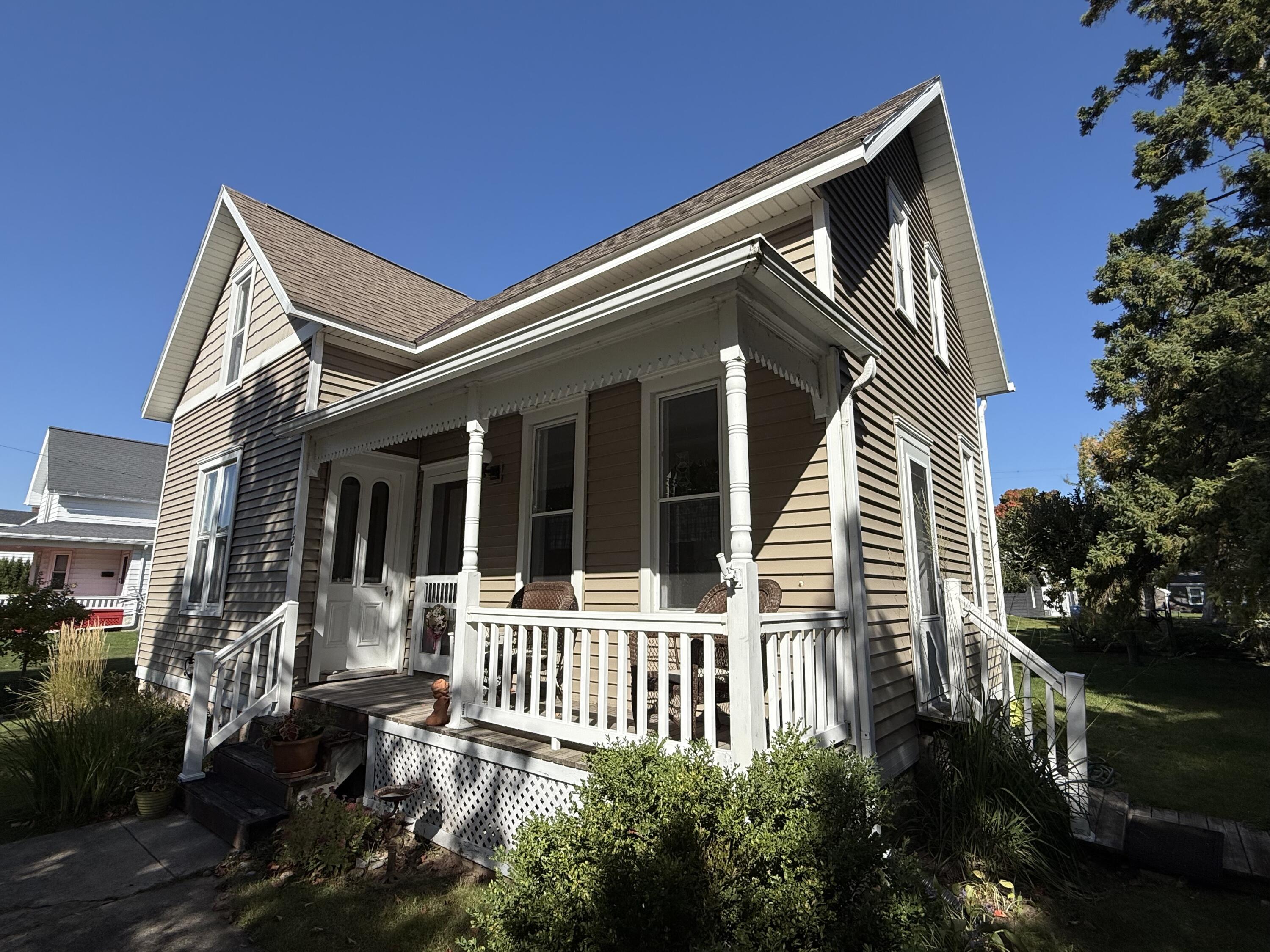 521 Center Street Kewaunee, WI 54216 - Photo 24 of 28 IMG_9474