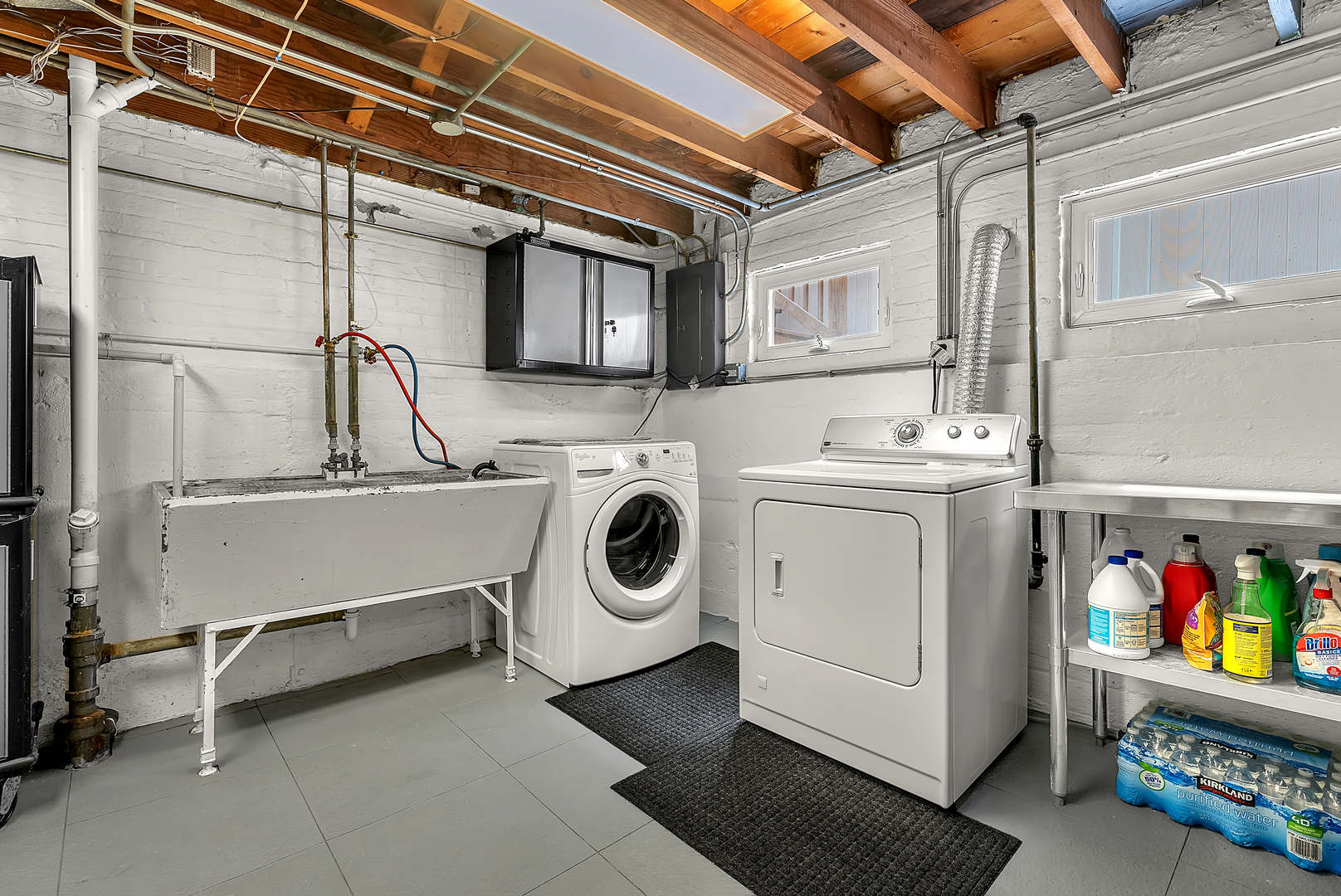 17803 Escanaba Avenue Lansing, IL 60438 - Photo 25 of 31 a utility room with dryer and washer