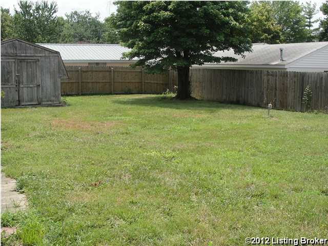 9212 New Maple Road Louisville, KY 40229 - Photo 3 of 8 Additional Photo