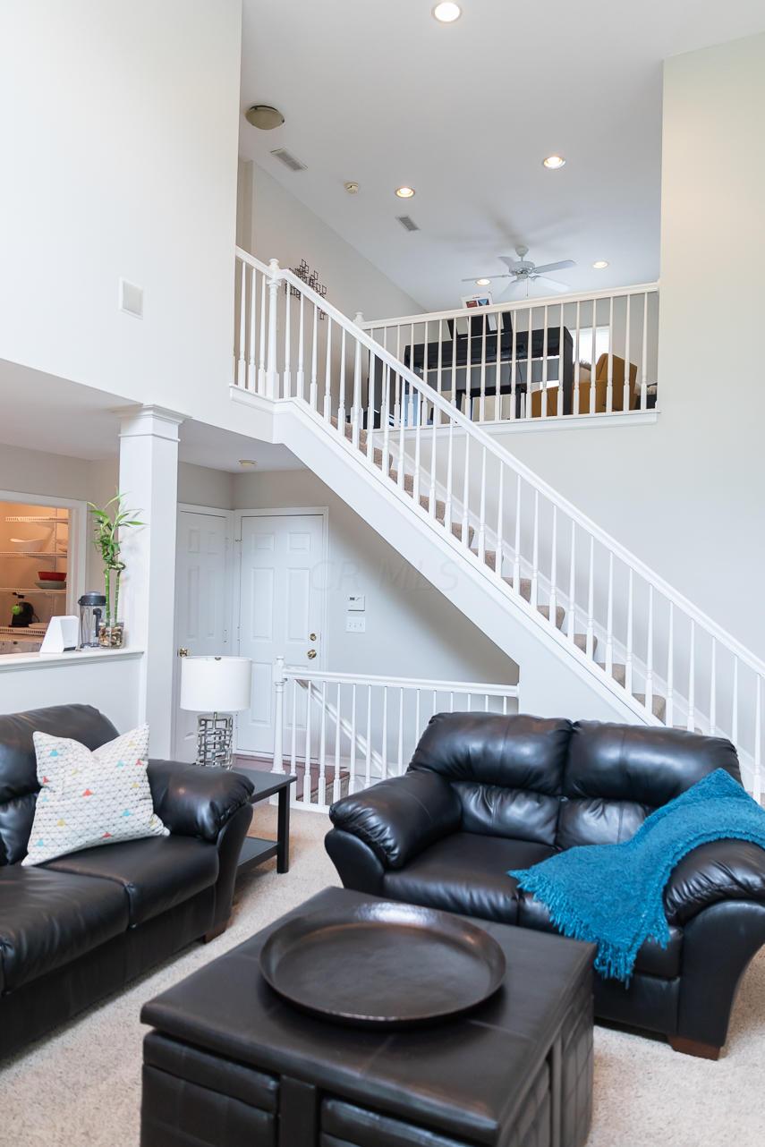 392 Sycamore Ridge Way Columbus, OH 43230 - Photo 4 of 55