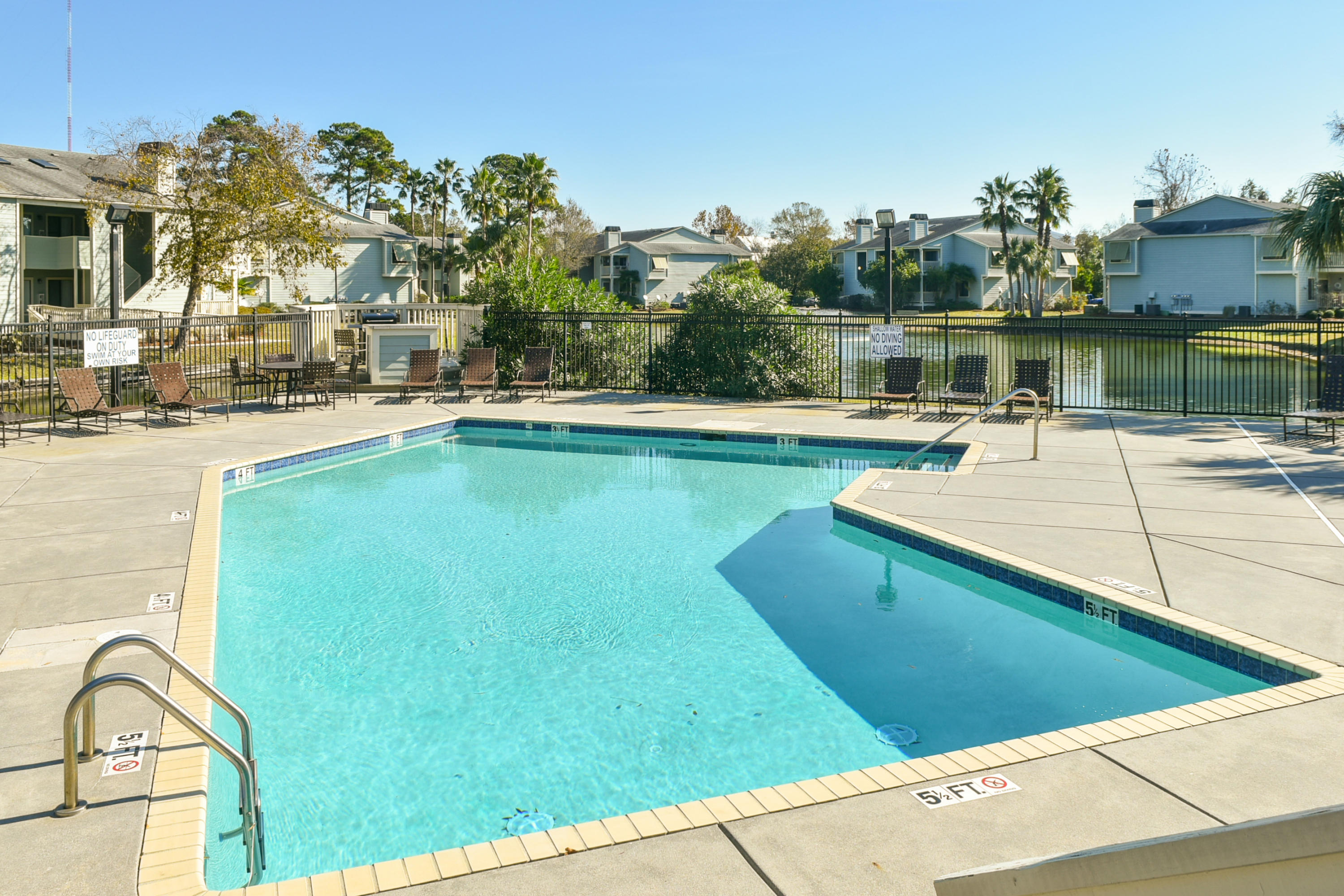 1481 Center Street, Unit 1303 Mount Pleasant, SC 29464 - Photo 14 of 20 Neighborhood pool