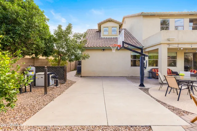 $765,000 | 3158 East Turnberry Drive, Gilbert, AZ 85298