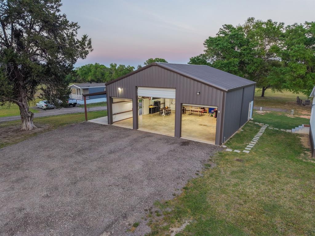186 Fcr, Unit 941 Teague, TX 75860 - Photo 6 of 34 40x40 steel fully insulate with full bath and kitchenette lean 2 40x12