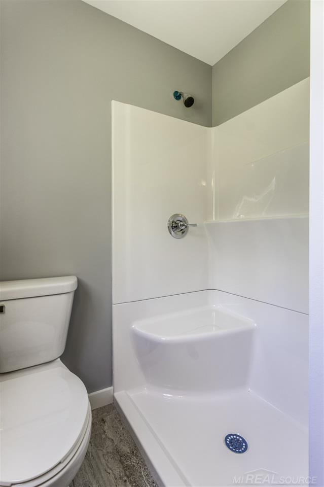 7142 Lakeshore Road Palms, MI 48465 - Photo 23 of 48