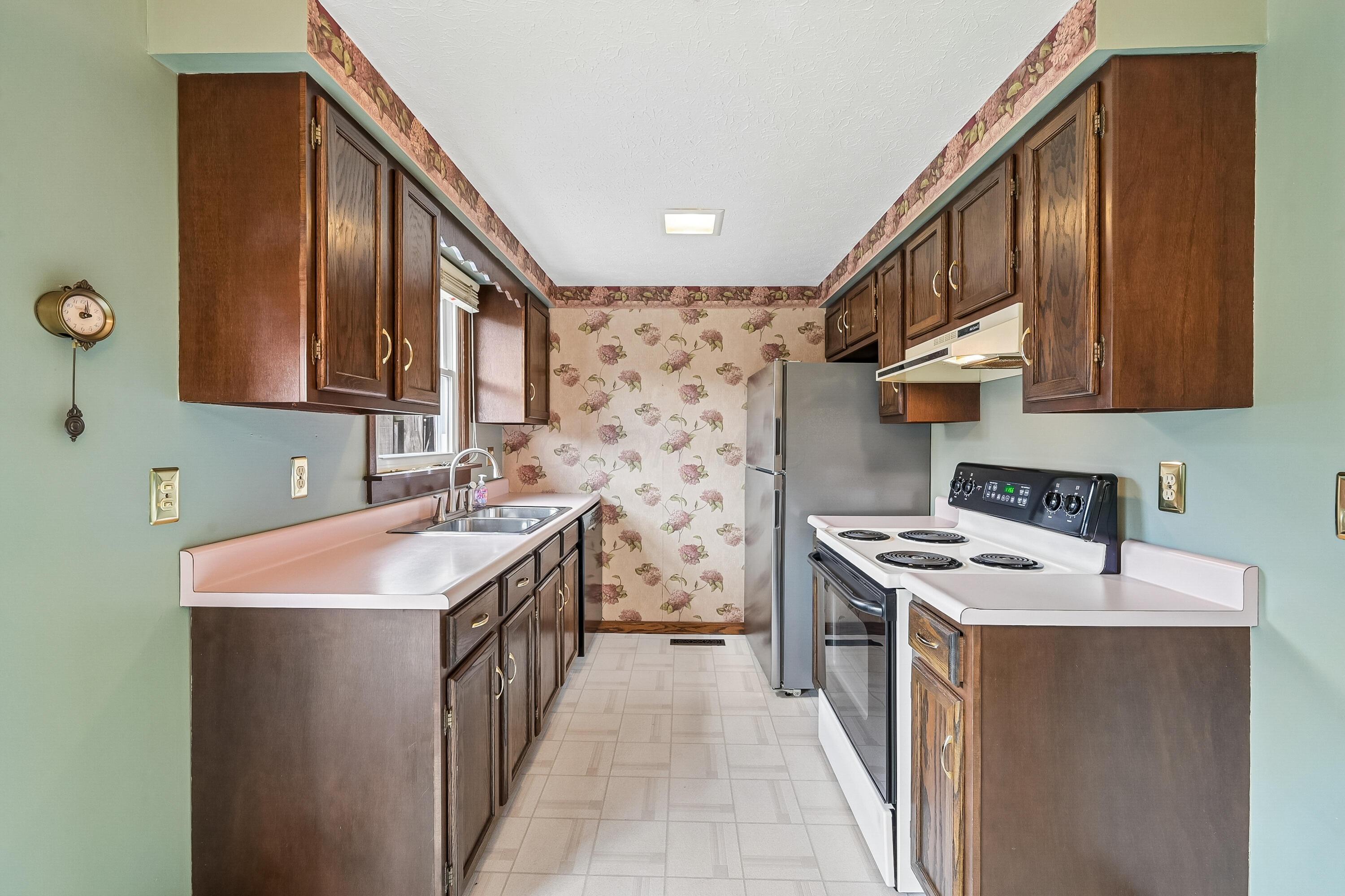 117 Price Road Newark, OH 43055 - Photo 14 of 37