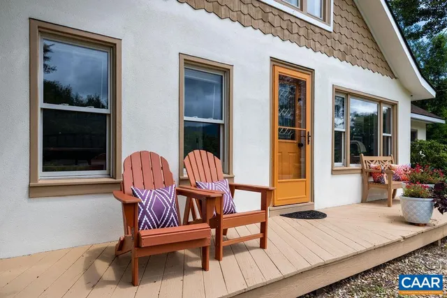 a view of outdoor space yard and patio