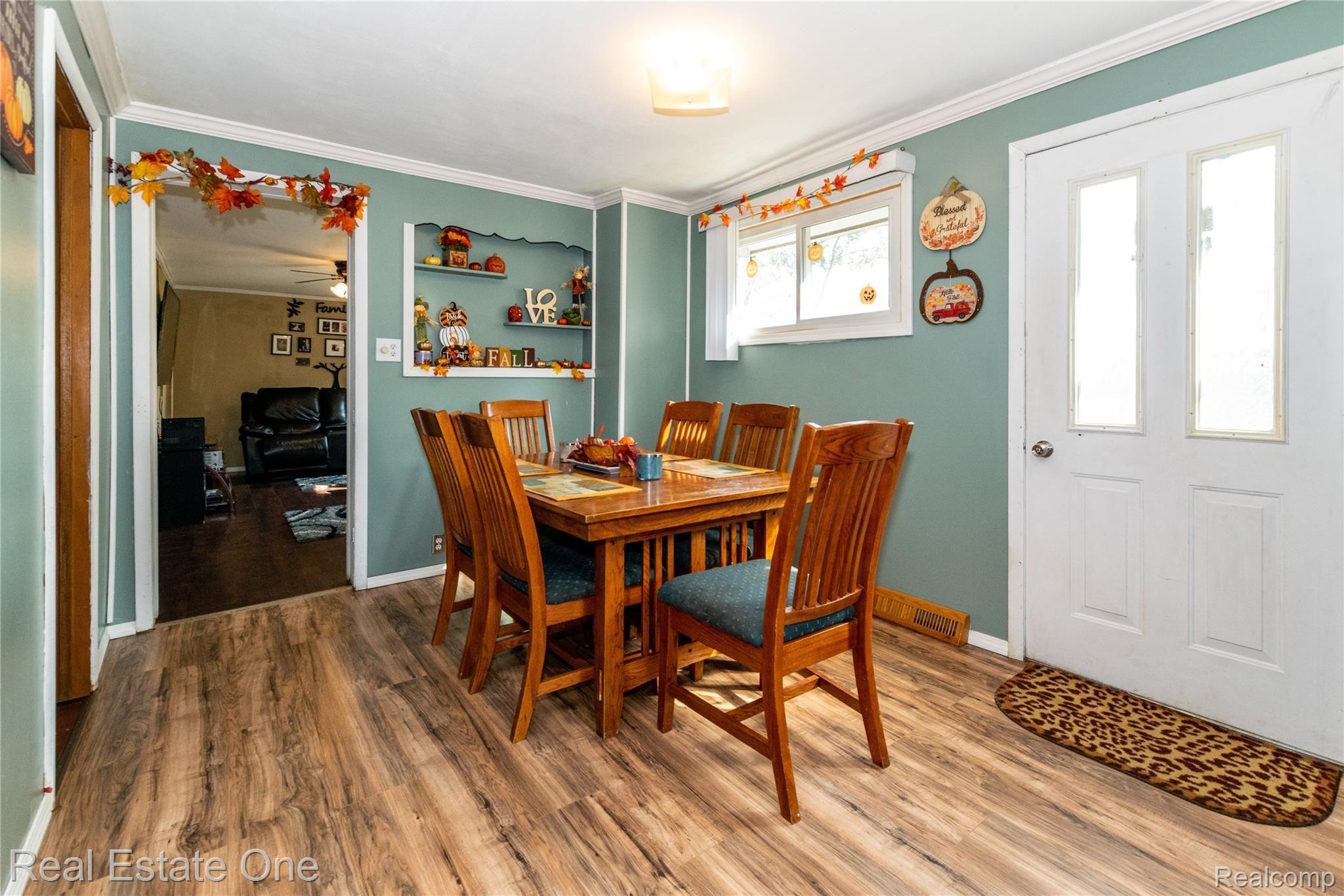 117 North Conklin Road Lake Orion, MI 48362 - Photo 11 of 24 117Conklin-10.jpg
