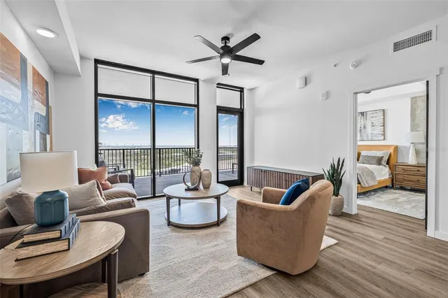 $3,974 | 221 Main Street North, Unit 808, St. Petersburg, FL 33716