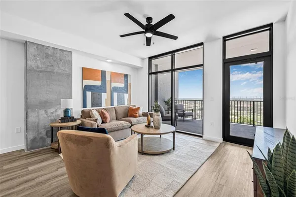 $3,663 | 221 Main Street North, Unit 808, St. Petersburg, FL 33716