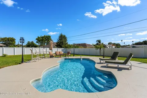 $495,000 | 658 Binney Street Northeast, Palm Bay, FL 32907