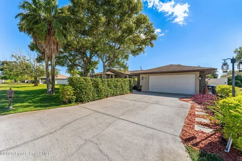 $495,000 | 658 Binney Street Northeast, Palm Bay, FL 32907