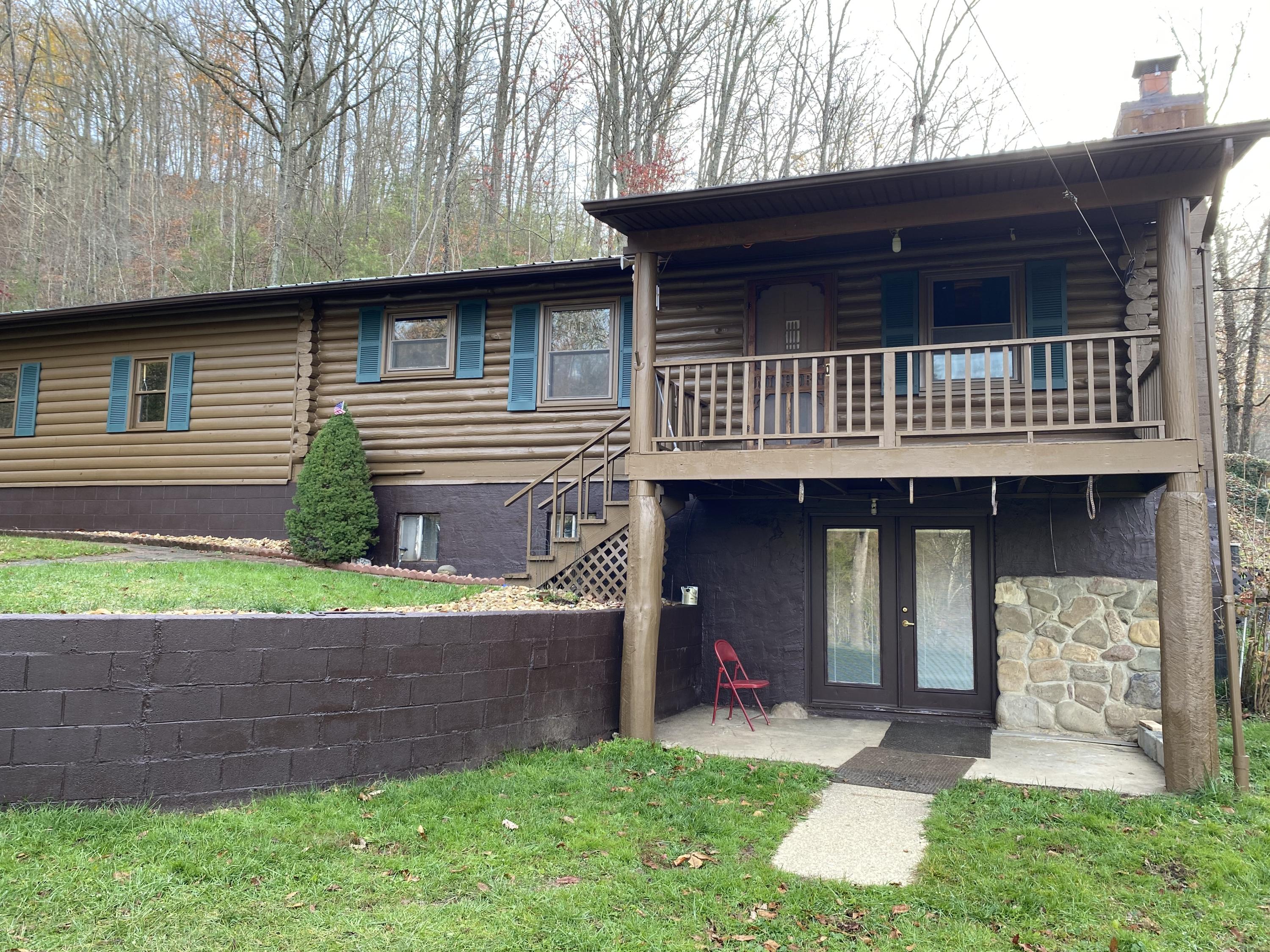 376 Wade Bulla Road Watauga, TN 37694 - Photo 2 of 16 2807710B-CCFF-4BC4-9D51-F026E26F383E