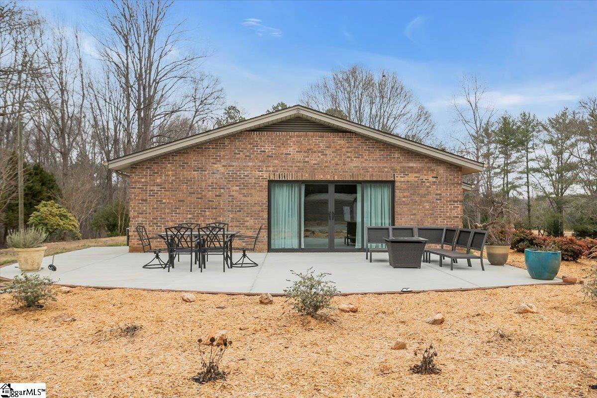 310 West Church Road Easley, SC 29642 - Photo 4 of 45