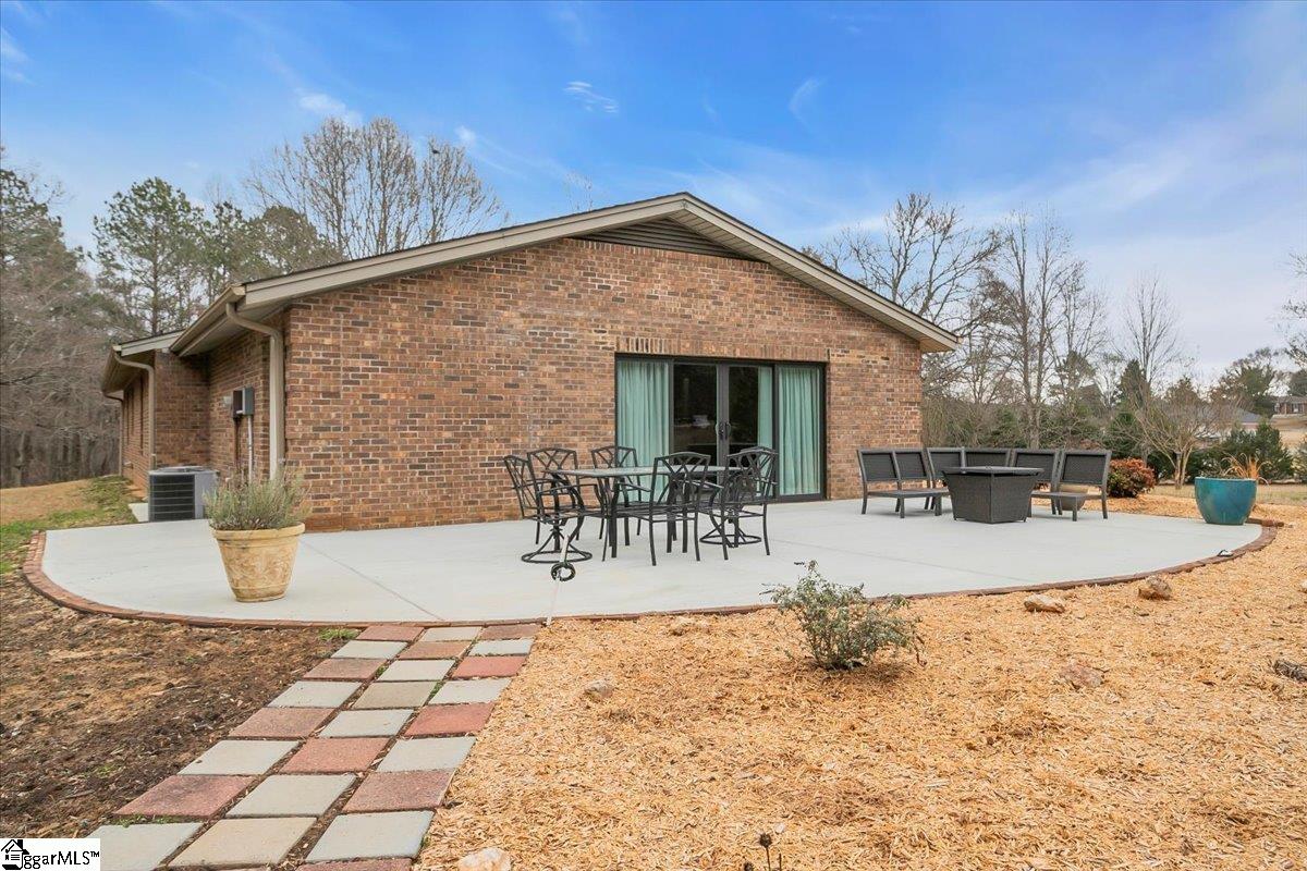 310 West Church Road Easley, SC 29642 - Photo 5 of 45