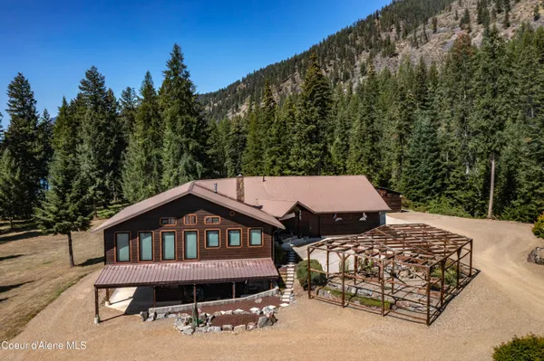 $3,395,000 | 708 Blue Slide Road, Thompson Falls, MT 59873