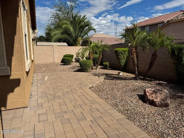 $2,600 | 3253 South Miller Drive, Chandler, AZ 85286