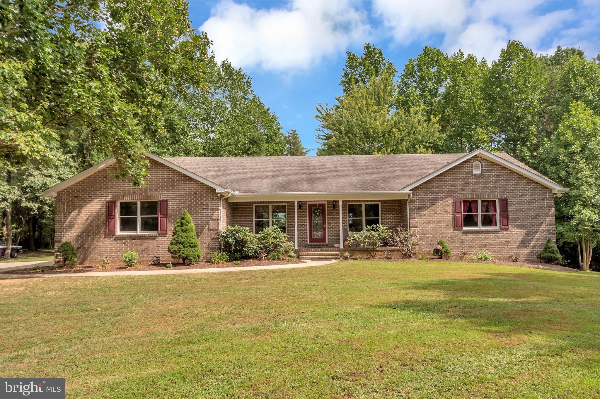 3513 Ensors Shop Road Midland, VA 22728 - Photo 2 of 54 Welcome Home to 3513 Ensors Shop Rd