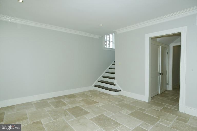 2237 Bancroft Place Northwest Washington, DC 20008 - Photo 15 of 24 Entry Hall
