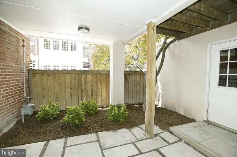 2237 Bancroft Place Northwest Washington, DC 20008 - Photo 6 of 24 Rear Terrace