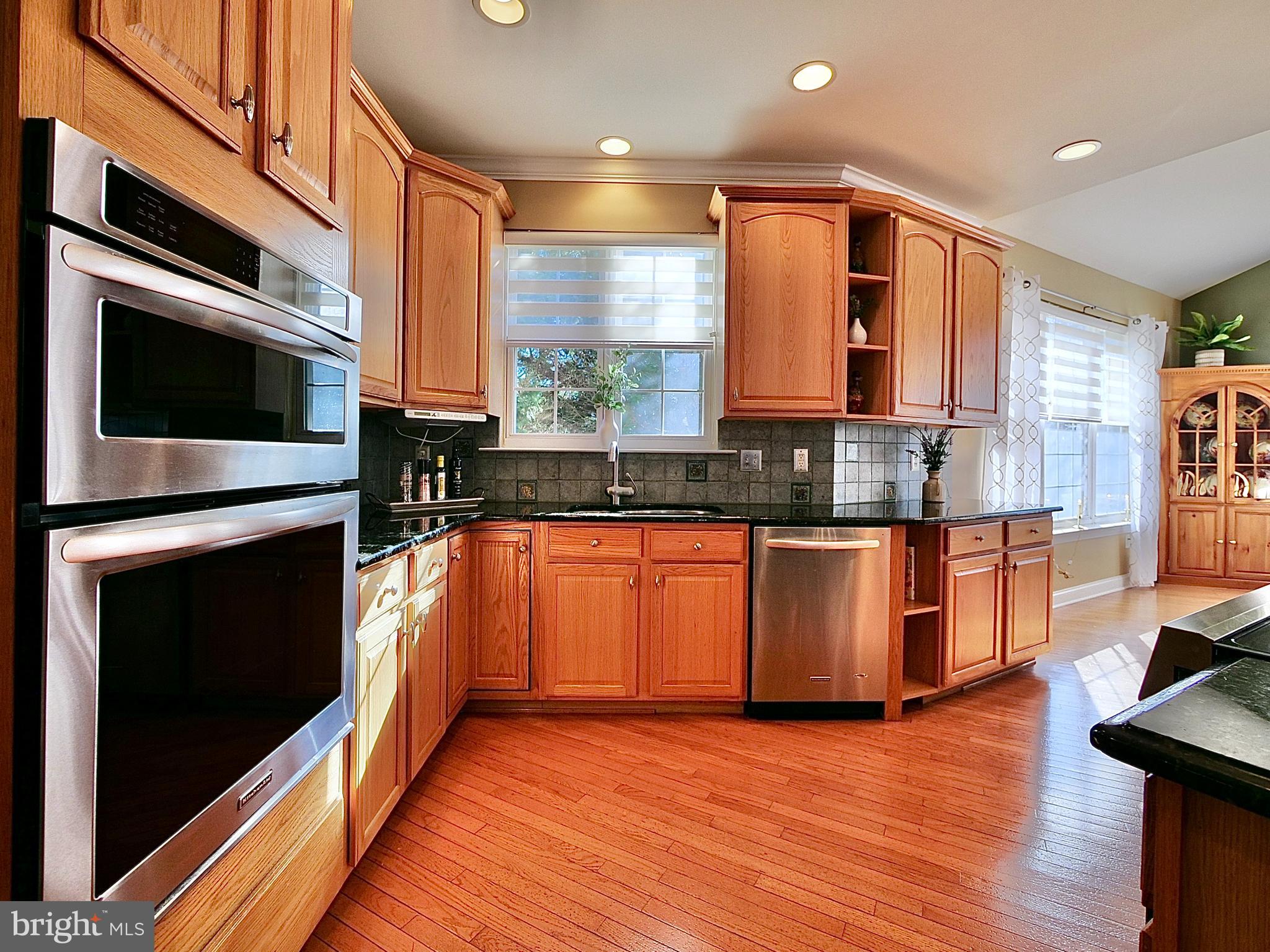777 Kelli Lane Springfield, PA 19064 - Photo 16 of 68 Kitchen