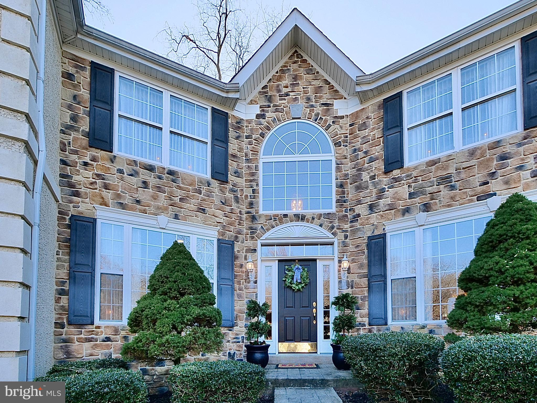 777 Kelli Lane Springfield, PA 19064 - Photo 2 of 68 Stone Faced Front