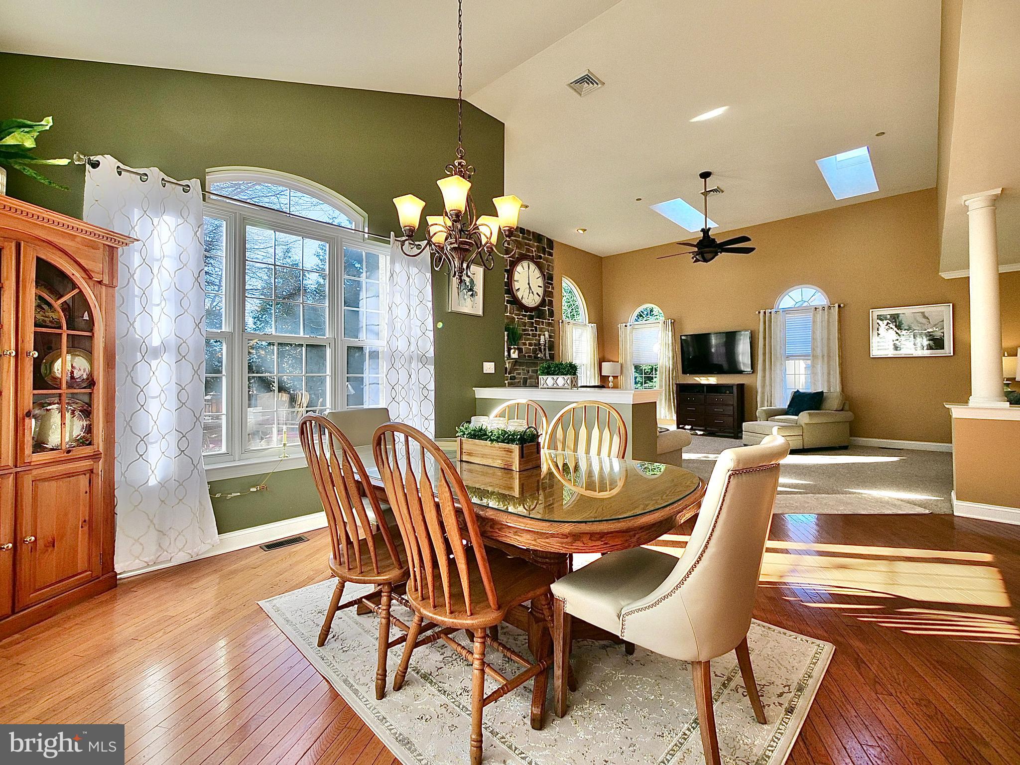 777 Kelli Lane Springfield, PA 19064 - Photo 21 of 68 Breakfast Room