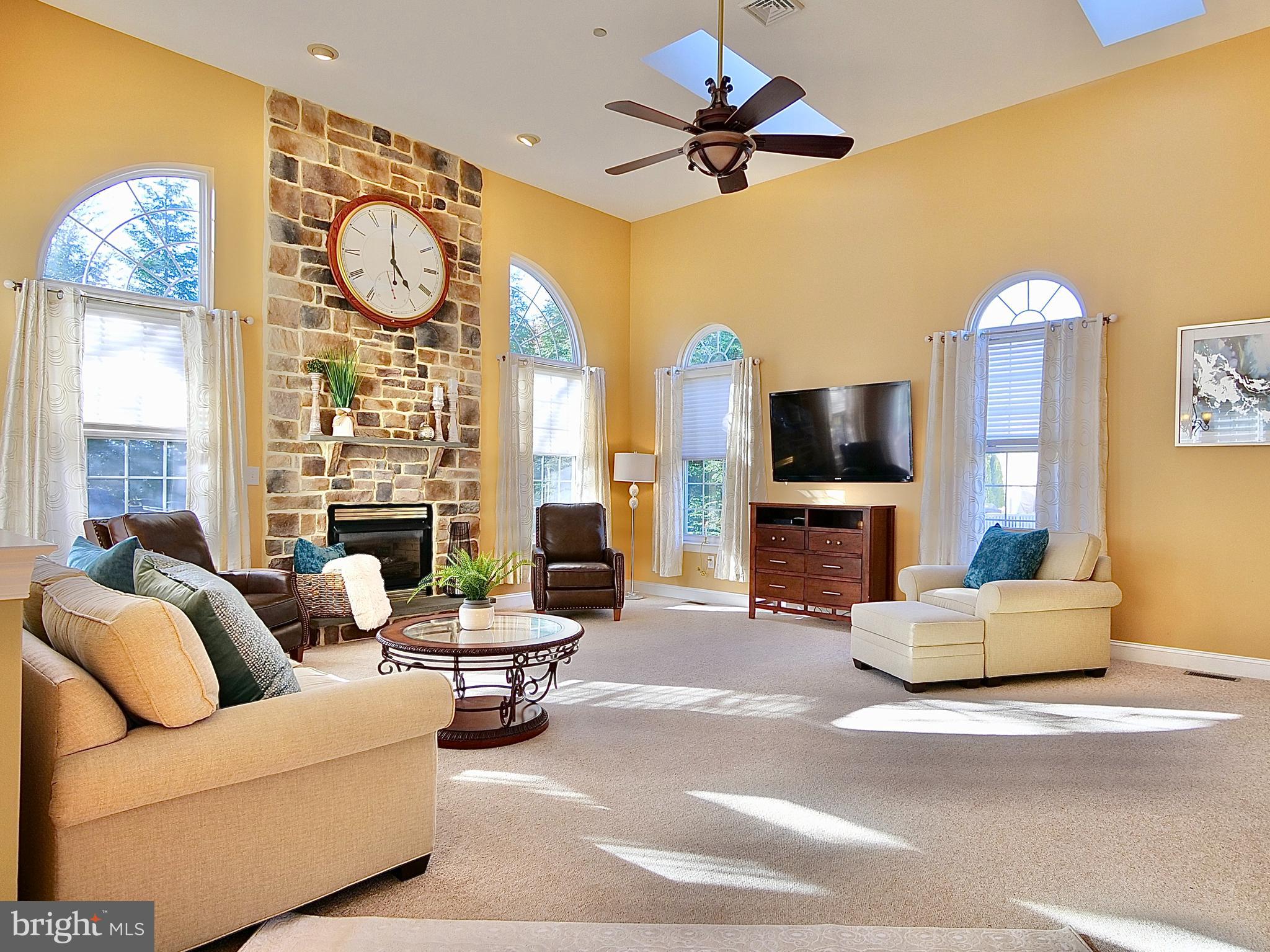 777 Kelli Lane Springfield, PA 19064 - Photo 22 of 68 Family Room