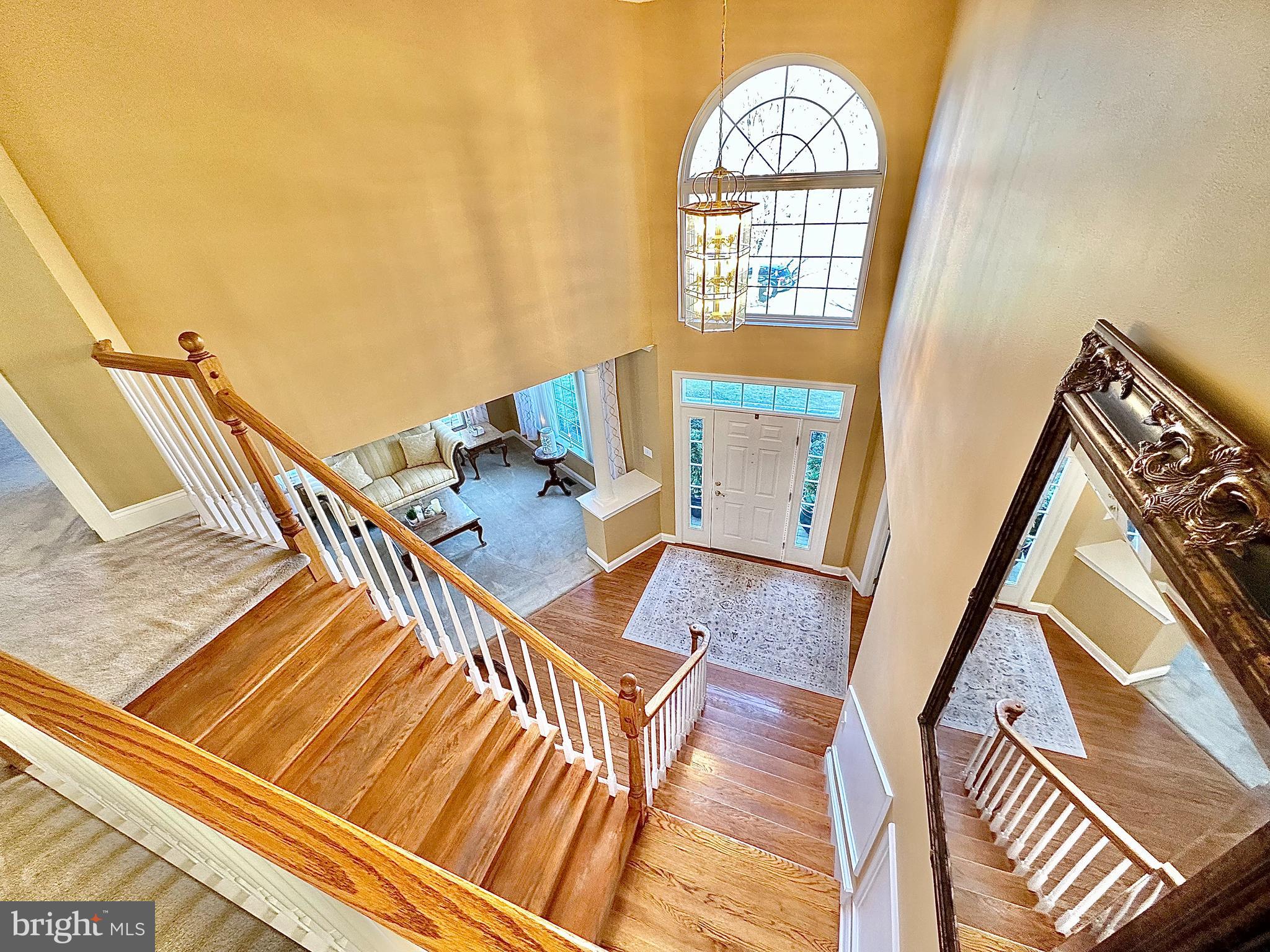 777 Kelli Lane Springfield, PA 19064 - Photo 32 of 68 Grand Staircase