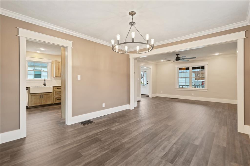 1000 Marshall Road Monaca, PA 15061 - Photo 11 of 36 Dining Room