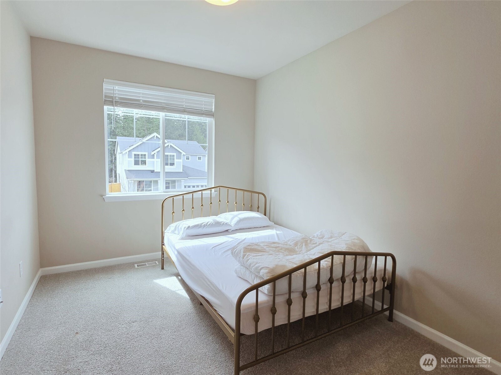 12911 Emerald Ridge Boulevard East Puyallup, WA 98374 - Photo 15 of 30