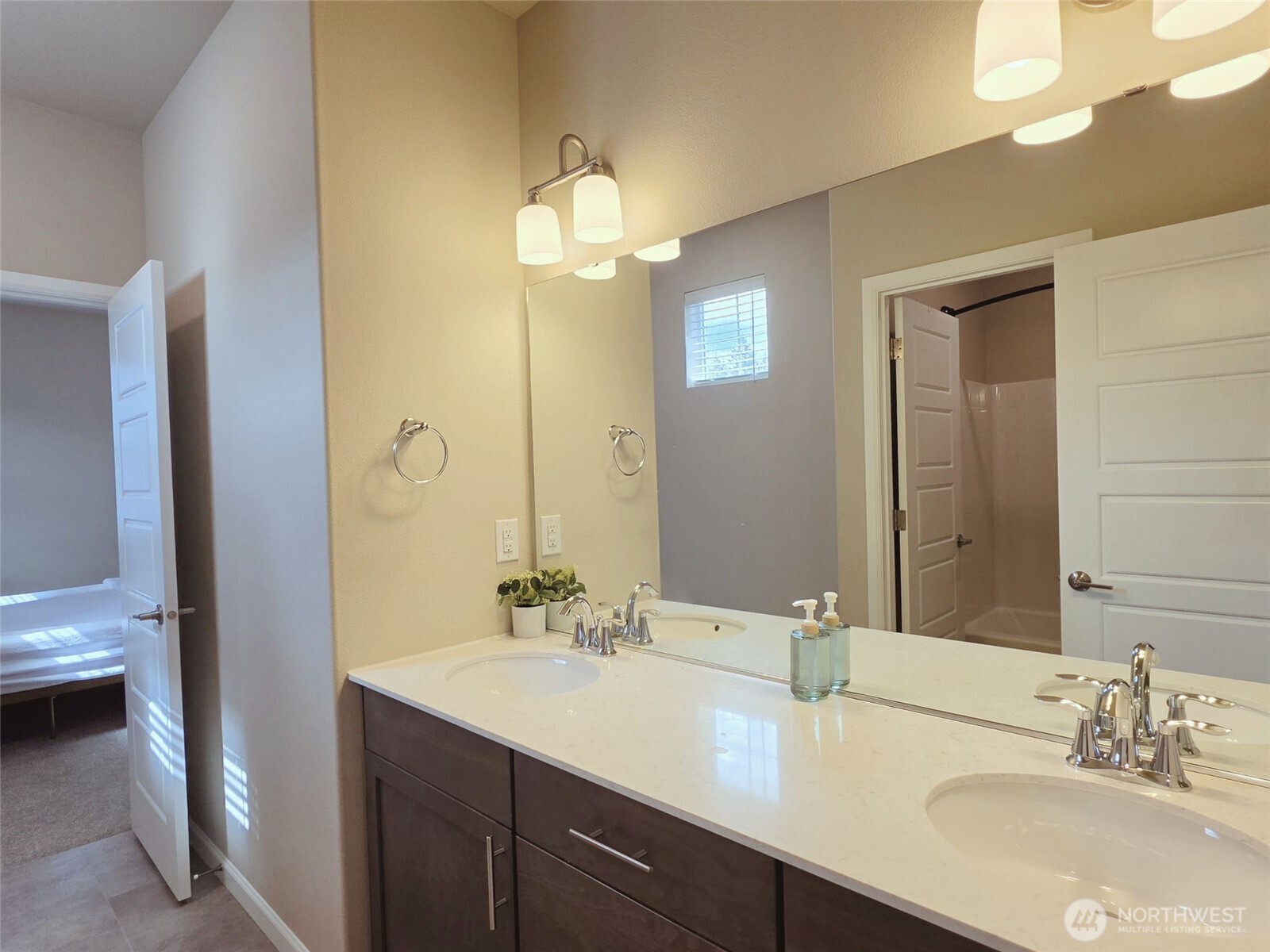 12911 Emerald Ridge Boulevard East Puyallup, WA 98374 - Photo 17 of 30