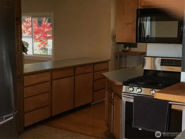 $645,000 | 3105 K Avenue, Anacortes, WA 98221