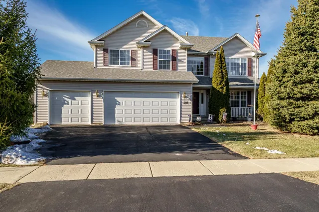 $390,000 | 206 Bear Dusk Way, Belvidere, IL 61008