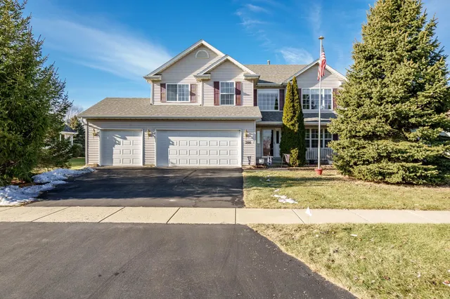 $390,000 | 206 Bear Dusk Way, Belvidere, IL 61008