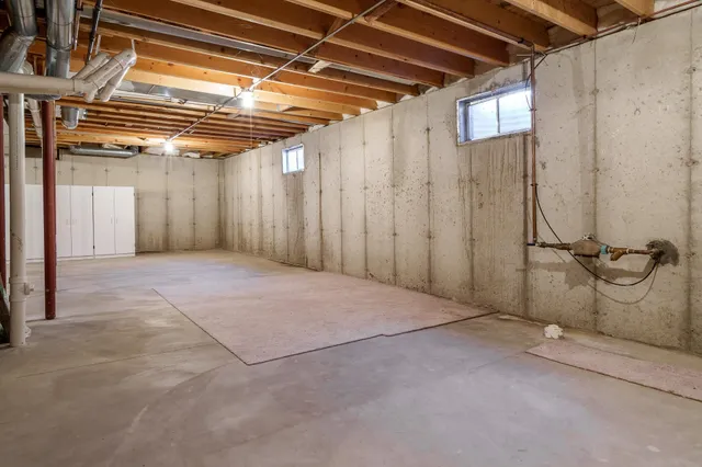 $390,000 | 206 Bear Dusk Way, Belvidere, IL 61008