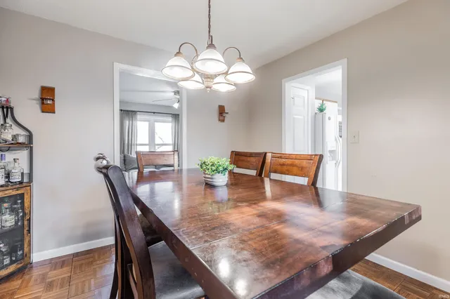 $240,000 | 7518 Meadowview Drive, Evansville, IN 47710