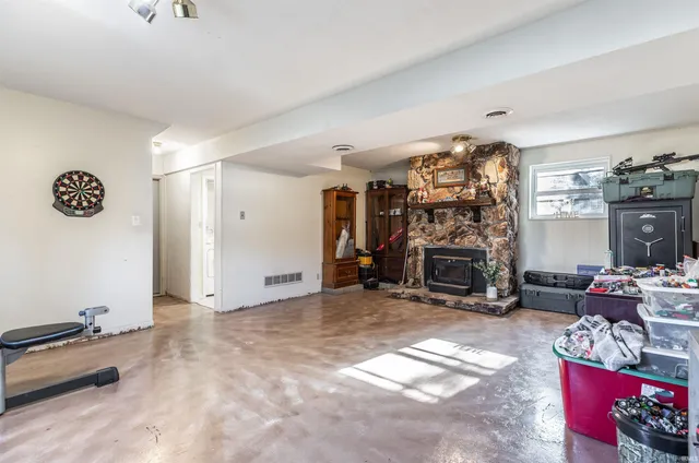 $240,000 | 7518 Meadowview Drive, Evansville, IN 47710