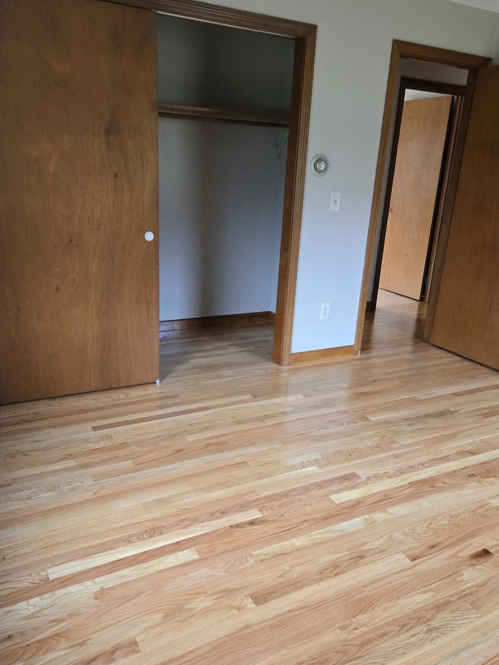 48 River Road Mansfield, CT 06250 - Photo 19 of 27 a view of a hallway with wooden floor