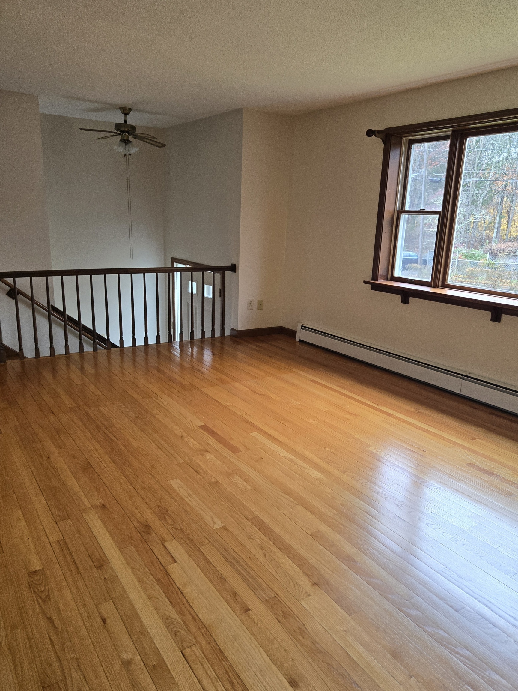 48 River Road Mansfield, CT 06250 - Photo 4 of 27 wooden floor in an empty room