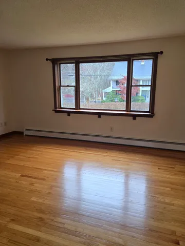 $2,200 | 48 River Road, Mansfield, CT 06250