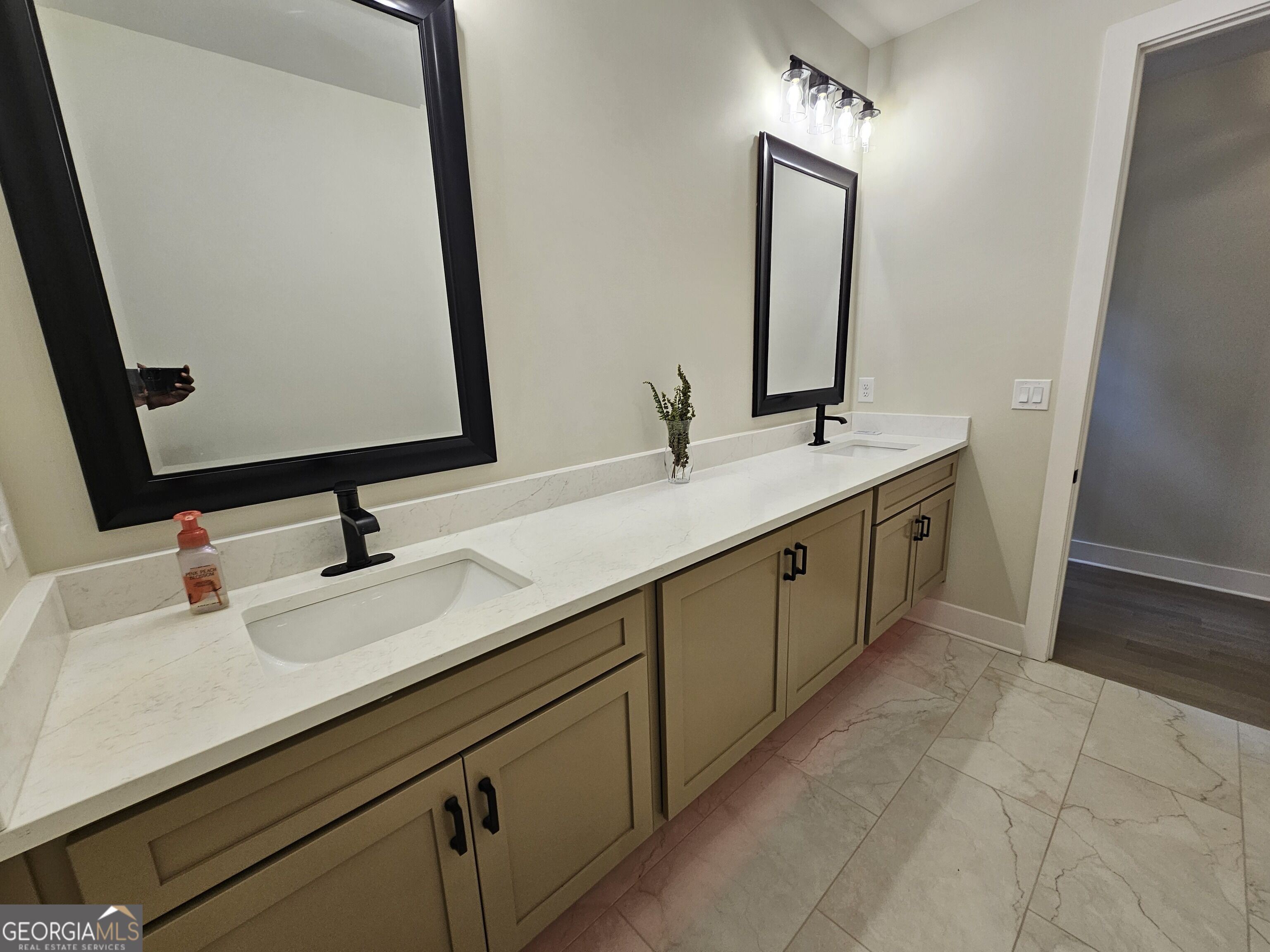 10490 Rivertown Road Fairburn, GA 30213 - Photo 15 of 38 Gallery Image 15