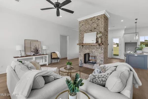 $449,000 | 227 Lizzy Lane, Brandon, MS 39047